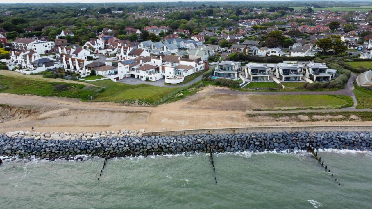 Vila Needles Point Milford-on-Sea Exteriér fotografie